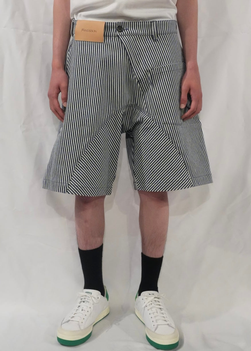 TWISTED WORKWEAR SHORTS