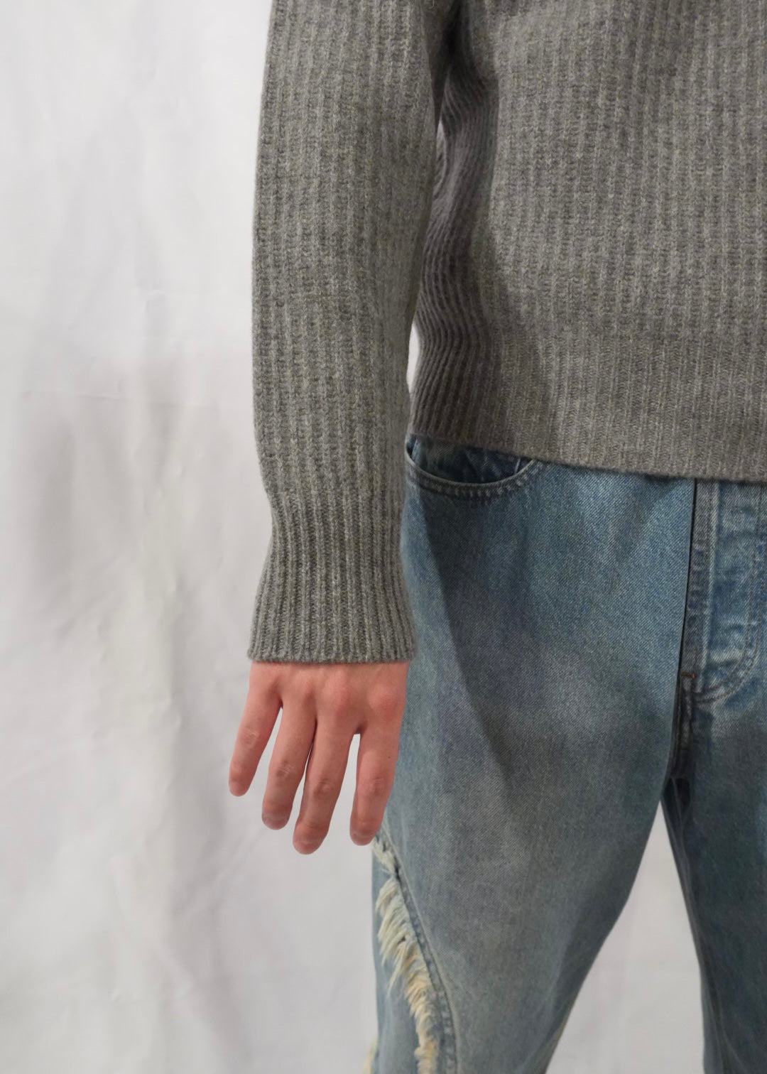 RIBBED RAGLAN SWEATER