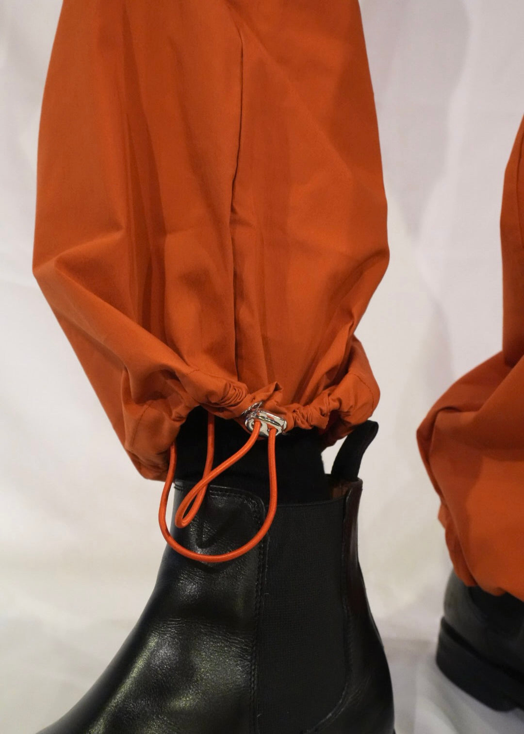GATHERED WAIST TRACKSUIT BOTTOM