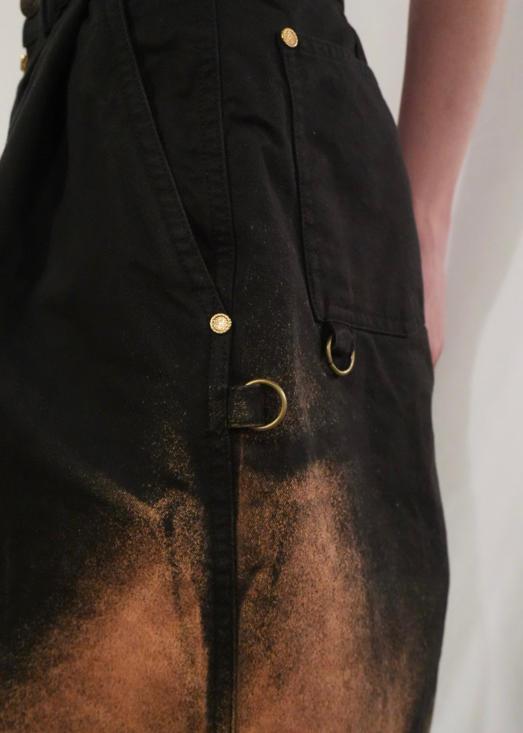 DYED FRONT ZIP SHORTS