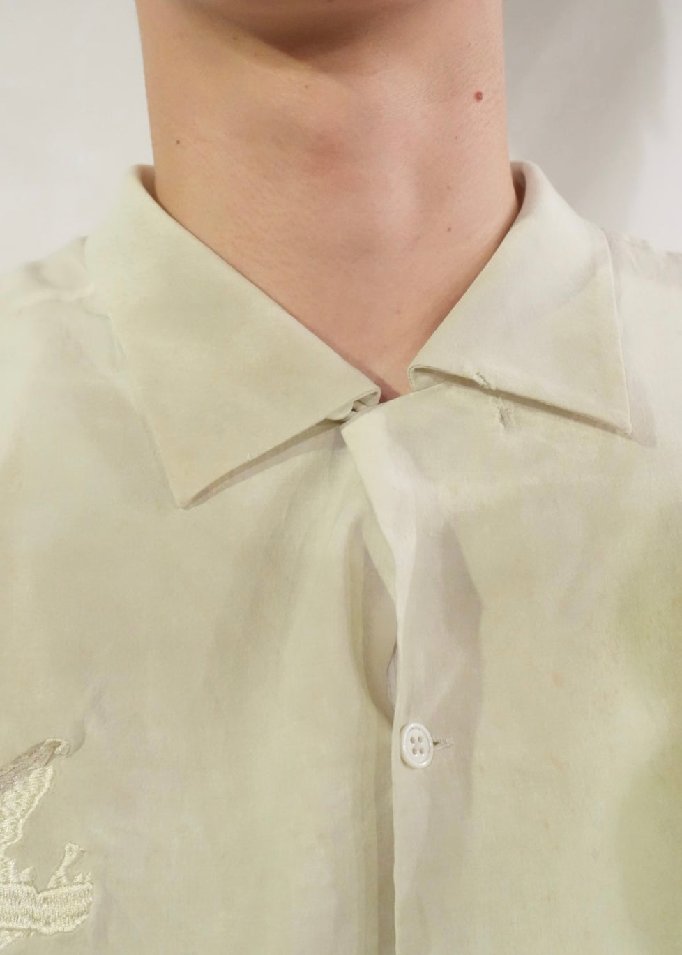 DYED CIVIL EMBROIDERY SHIRT