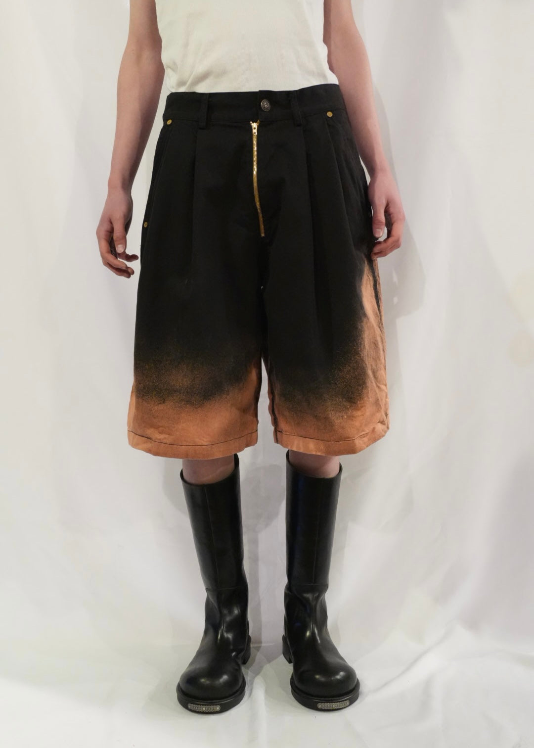 DYED FRONT ZIP SHORTS