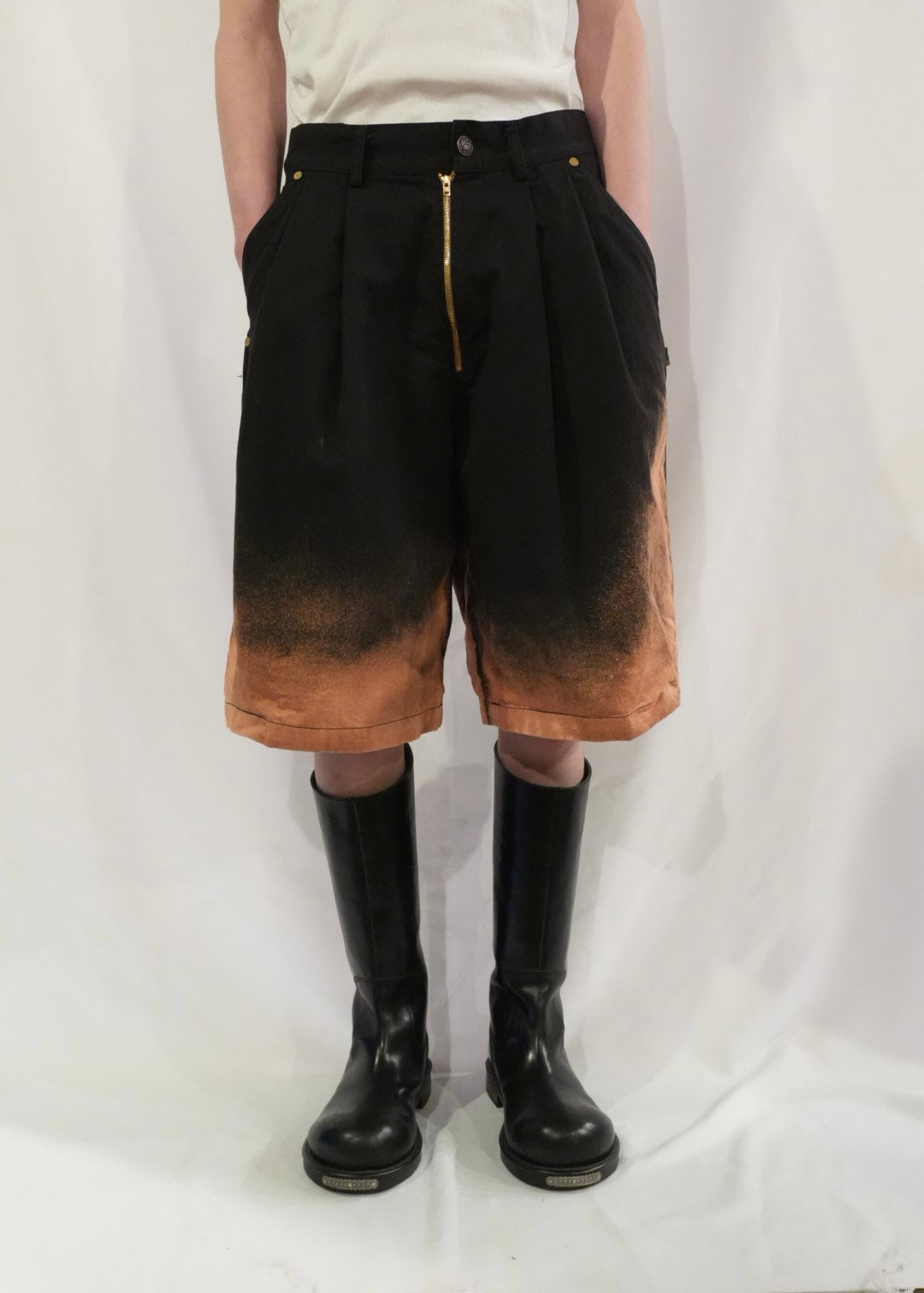 DYED FRONT ZIP SHORTS
