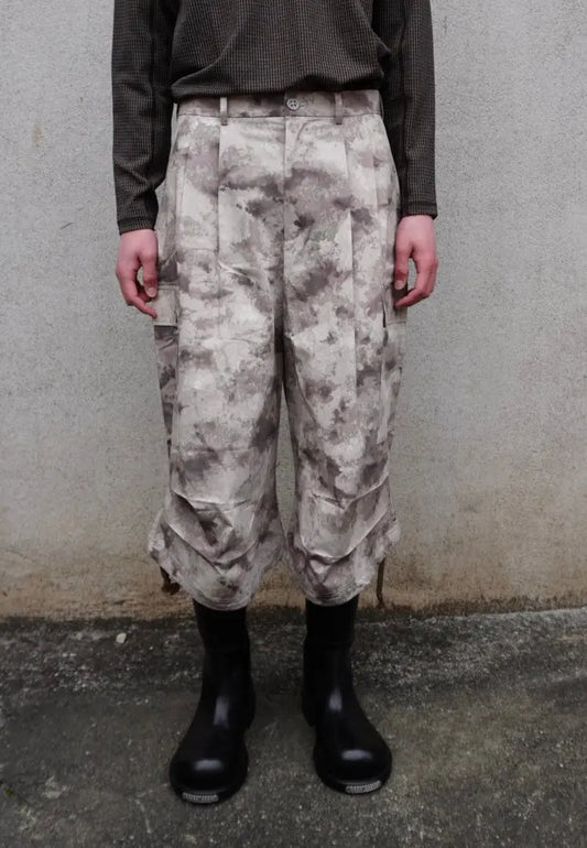 DANGEROUS CAMO WEIRD PANTS - Anann