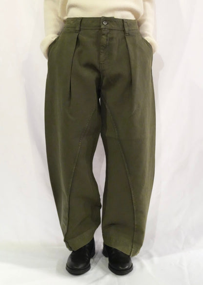 TWISTED SEAM TROUSERS