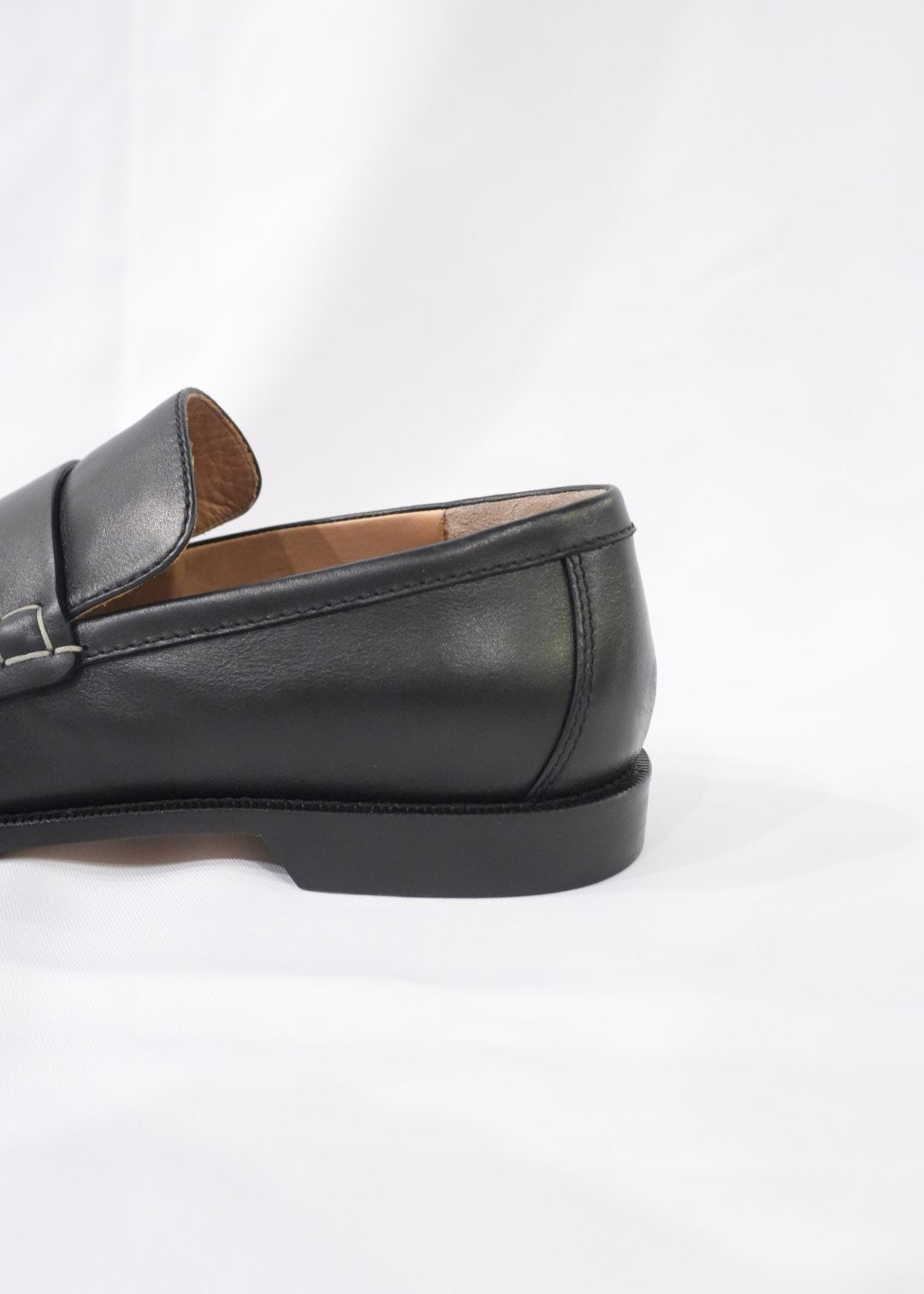 CALF PAW LOAFER